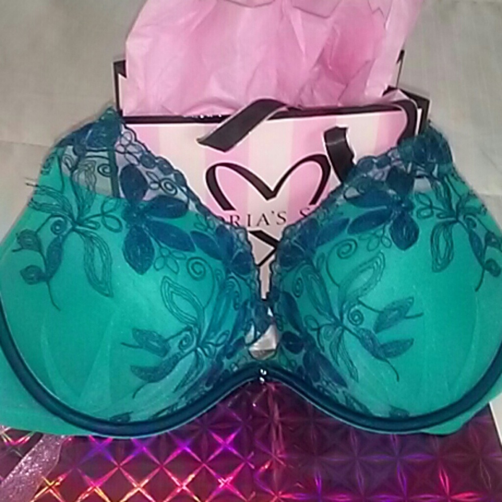 💋Victoria's secret Very sexy plunge bra 36D